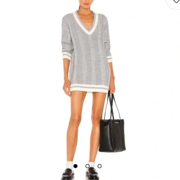 Revolve Superdown Grey Cable Knit Sweater Dress Womens M V Neck Preppy Academia - Picture 2 of 11